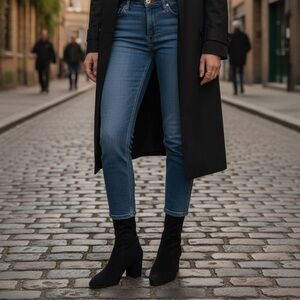 Stuart Weitzman Yuliana Black Suede Block Heel Stretch Sock Booties size 9